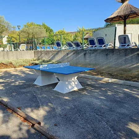 Ardeche Horizon, Climatise Avec Terrasse, Piscine Et Parking Appartamento *