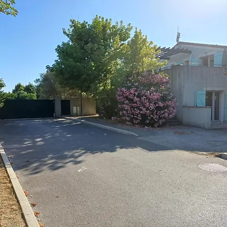Ardeche Horizon, Climatise Avec Terrasse, Piscine Et Parking