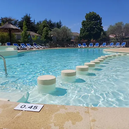 Ardèche Horizon, Climatisé Avec Terrasse, Piscine Et Parking