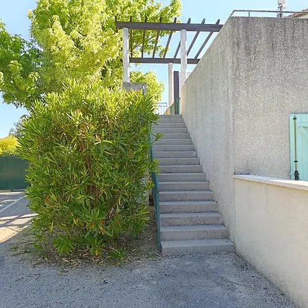 Ardèche Horizon, Climatisé Avec Terrasse, Piscine Et Parking * Vallon-Pont-dʼArc